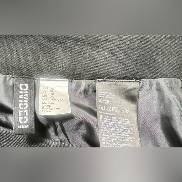 H&M Divided Black Wrap Skirt size XL - Picture 4 of 5